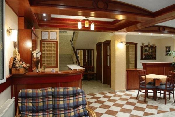 Philippos Hotel Paralía Екстериор снимка