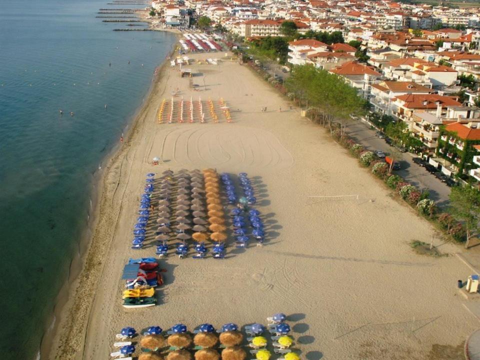 Philippos Hotel Paralía Екстериор снимка